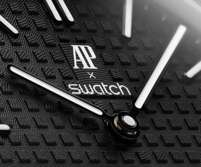 Годинник Audemars Piguet x Swatch Royal Pop:  OCHO NEGRO